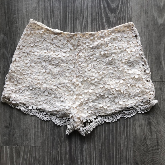 NAF NAF Floral Lace High Waisted Shorts - Picture 4 of 7